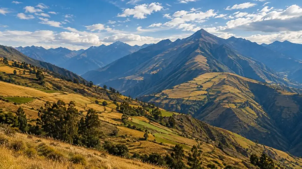 Paisaje rural de los Andes peruanos